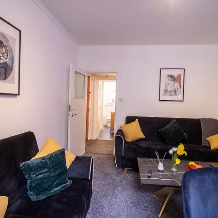 Chic Urban Retreat 1 Bedroom Gem In Covent Garden ロンドン エクステリア 写真