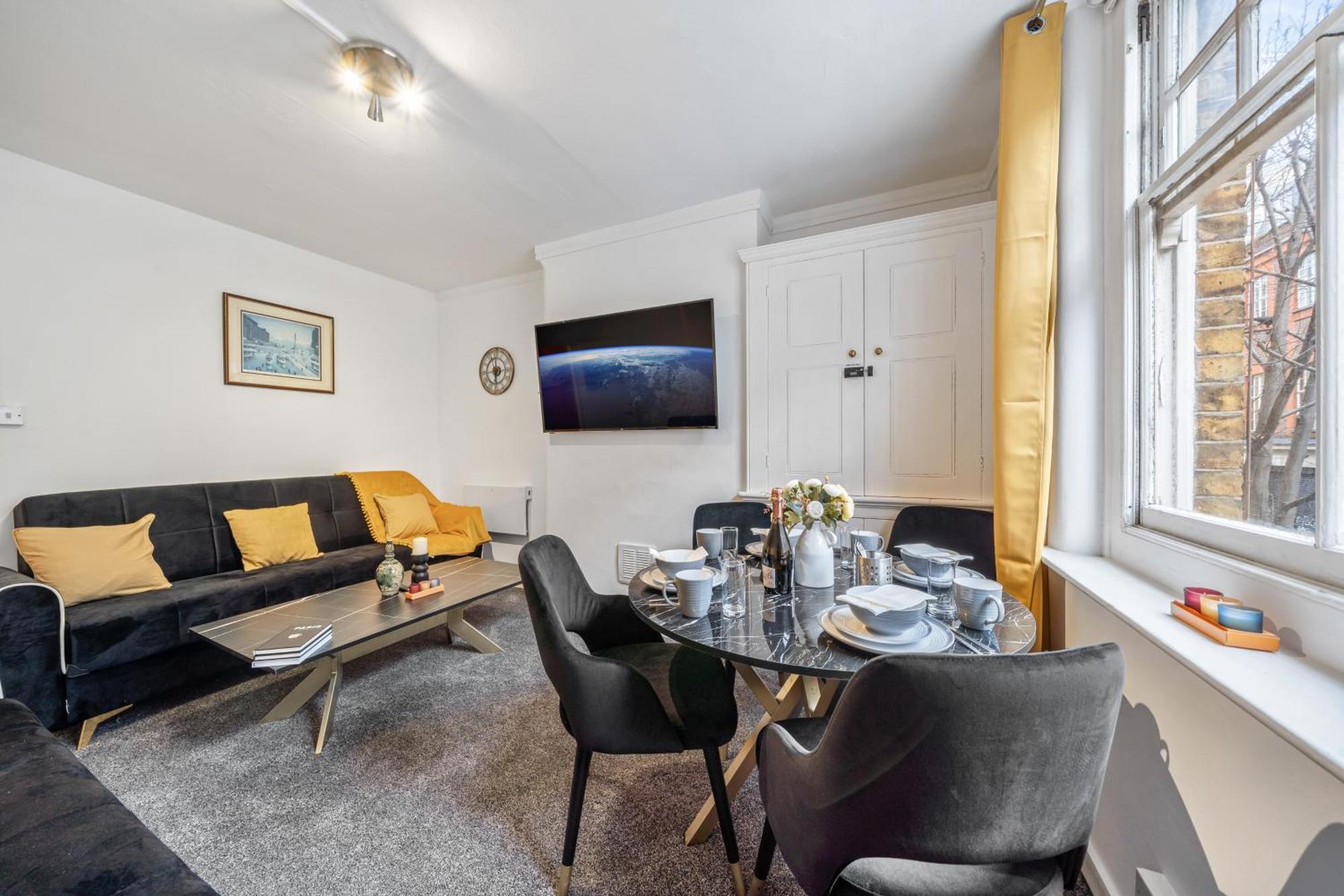 Chic Urban Retreat 1 Bedroom Gem In Covent Garden ロンドン エクステリア 写真