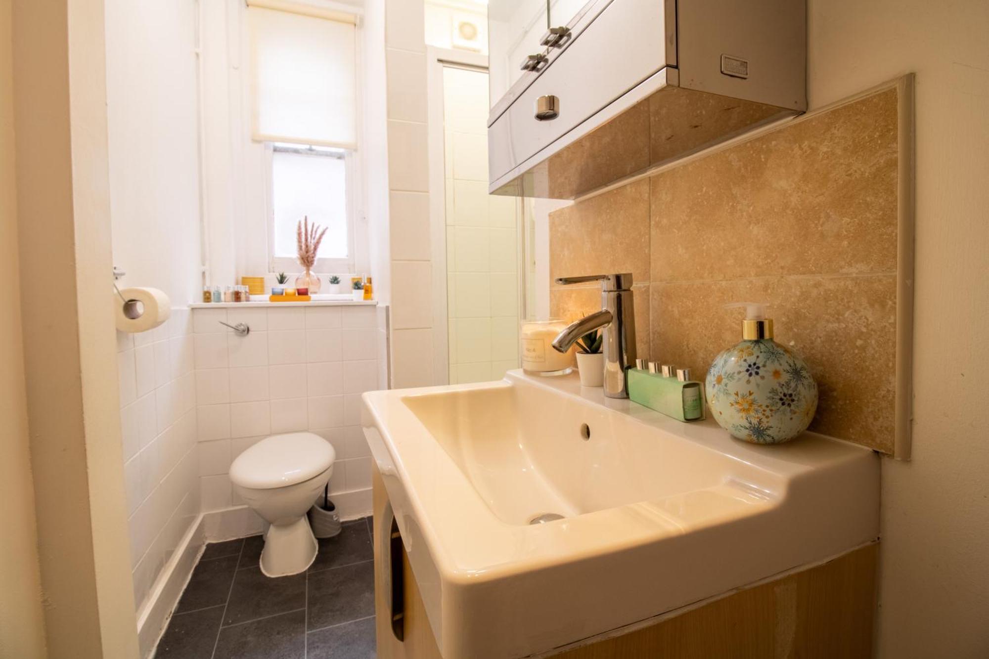 Chic Urban Retreat 1 Bedroom Gem In Covent Garden ロンドン エクステリア 写真