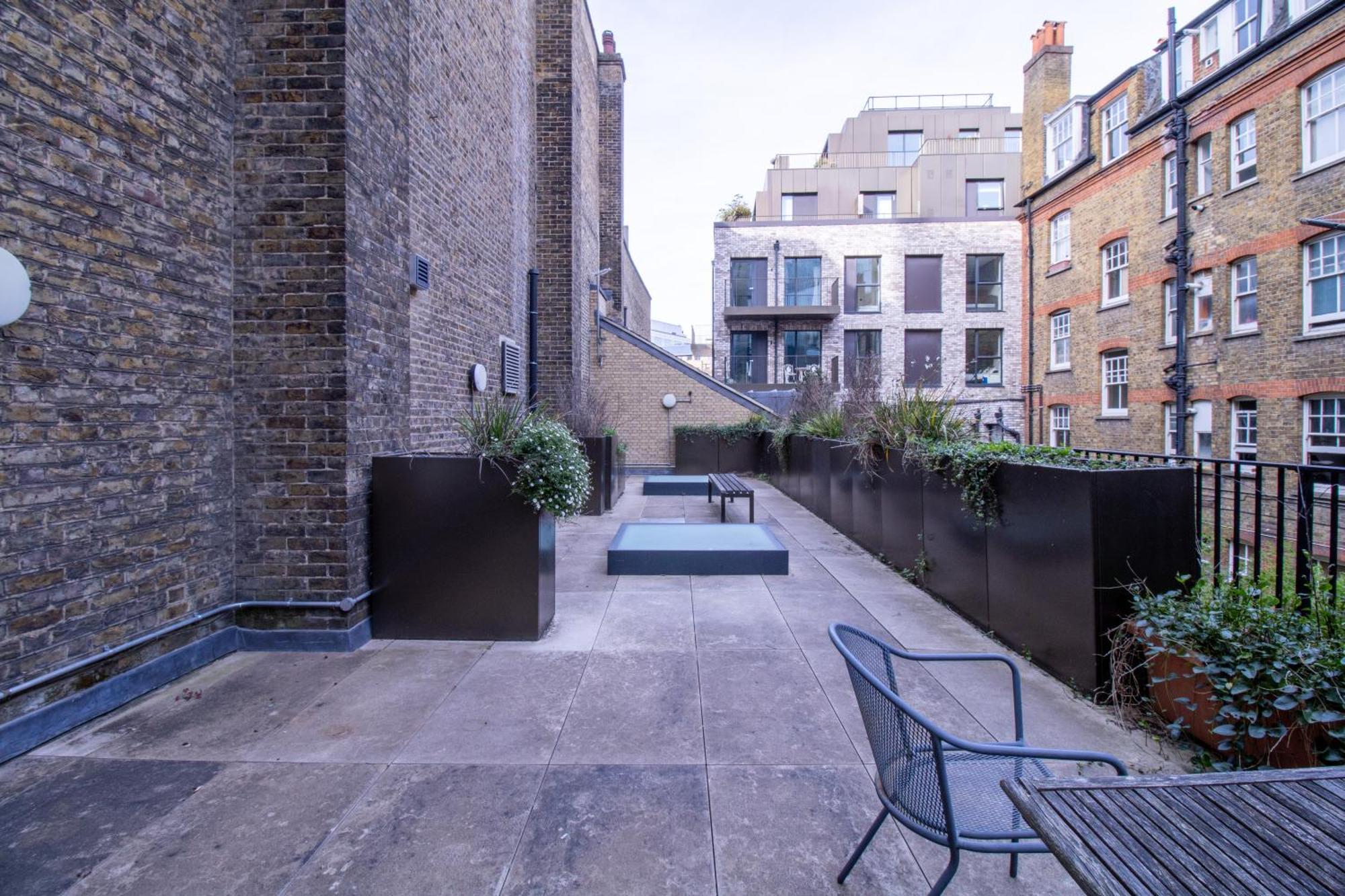 Chic Urban Retreat 1 Bedroom Gem In Covent Garden ロンドン エクステリア 写真
